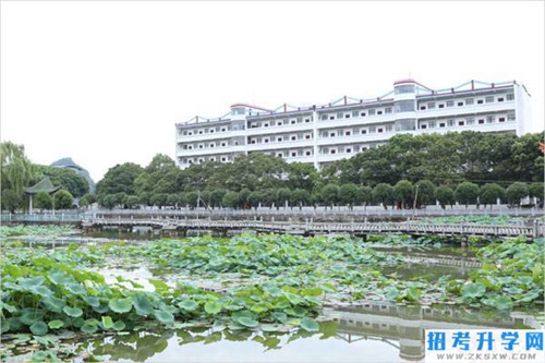 湖南省永州市工业贸易中等专业学校校园风光