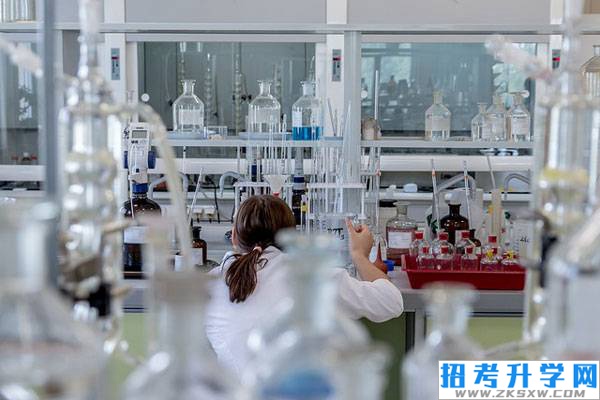 学生物化工技术应用有用吗?毕业后的工作危险吗?